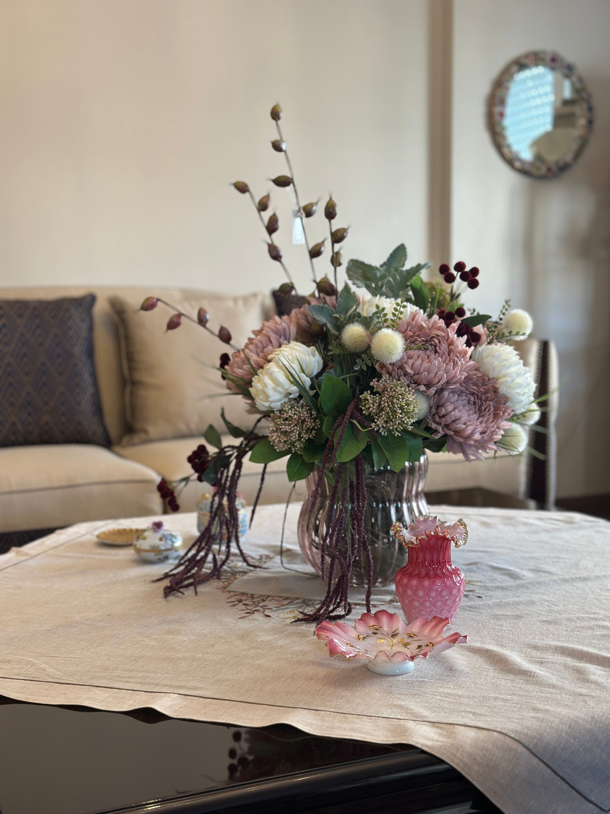 Yapay Karışık Aranjman – Pembe Cam Vazoda