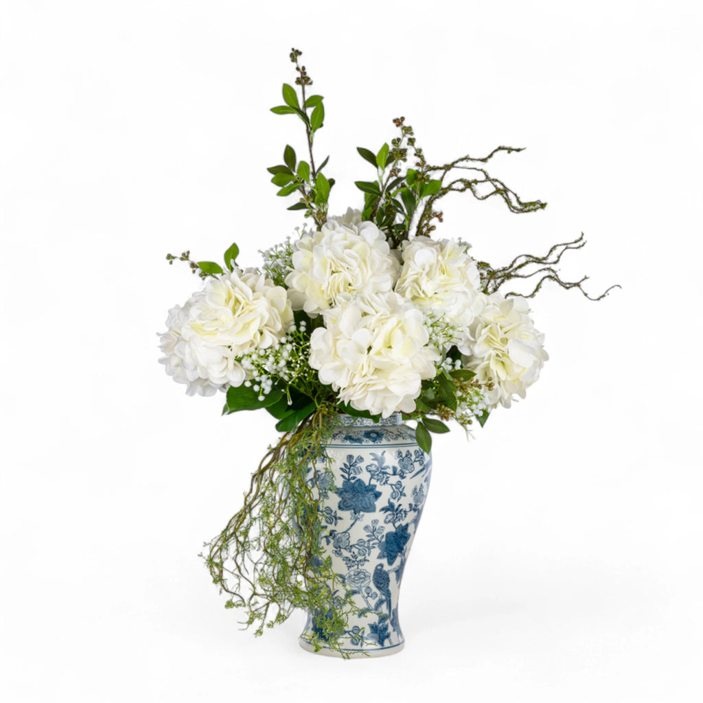 Bleu Blanc Vazo Ortanca Aranjman – Beyaz Çiçeklerle