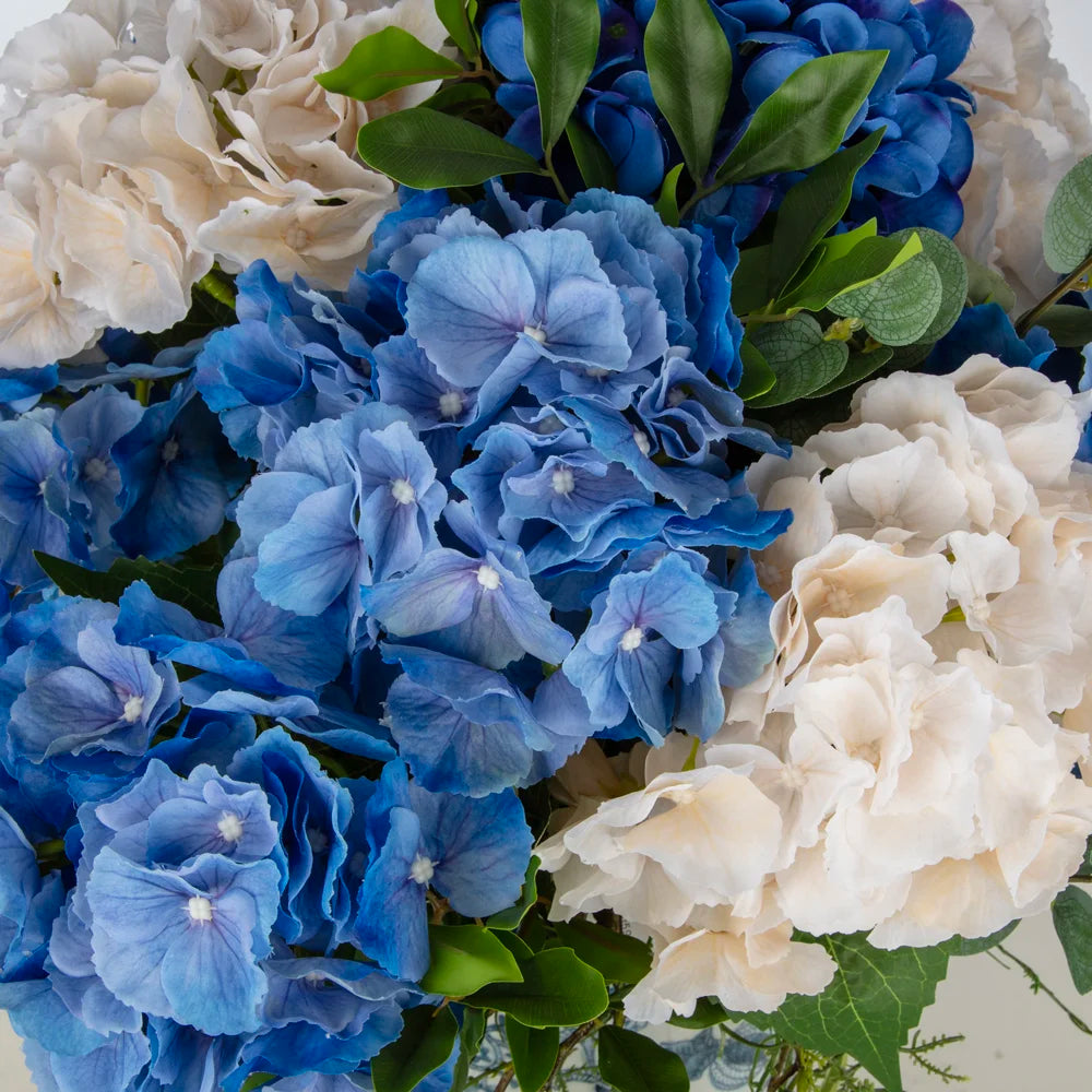 Bleu Blanc Ortanca Aranjman – Mavi & Beyaz Çiçeklerle