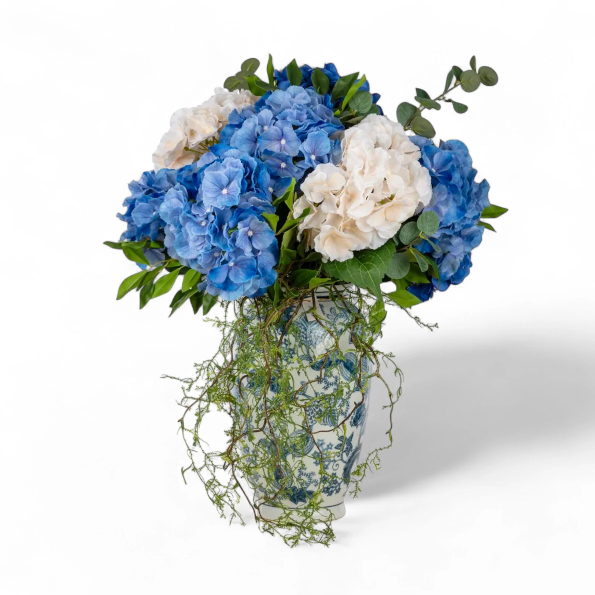 Bleu Blanc Ortanca Aranjman – Mavi & Beyaz Çiçeklerle